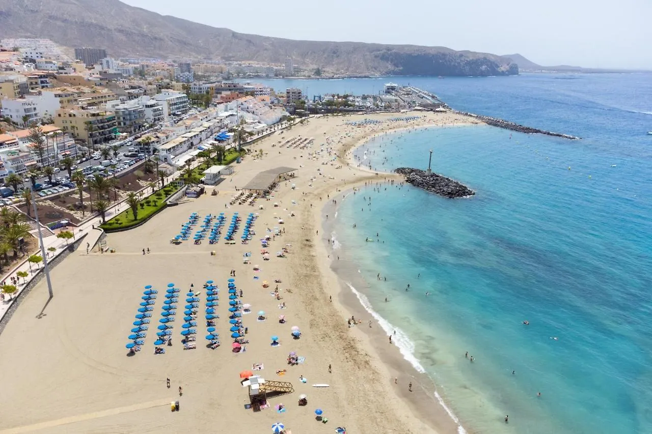 Close To Playa Las Vistas With Pool And Parking Los Cristianos